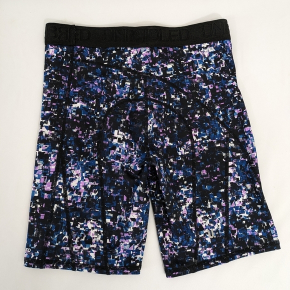 Tiki Biker Short - Picture 5 of 5